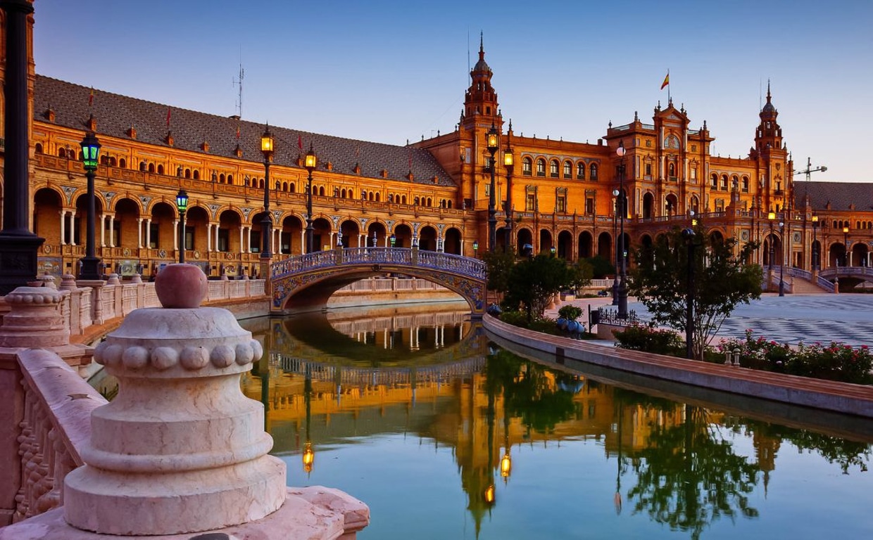 Seville Travel Guide Charming Vibes 4u