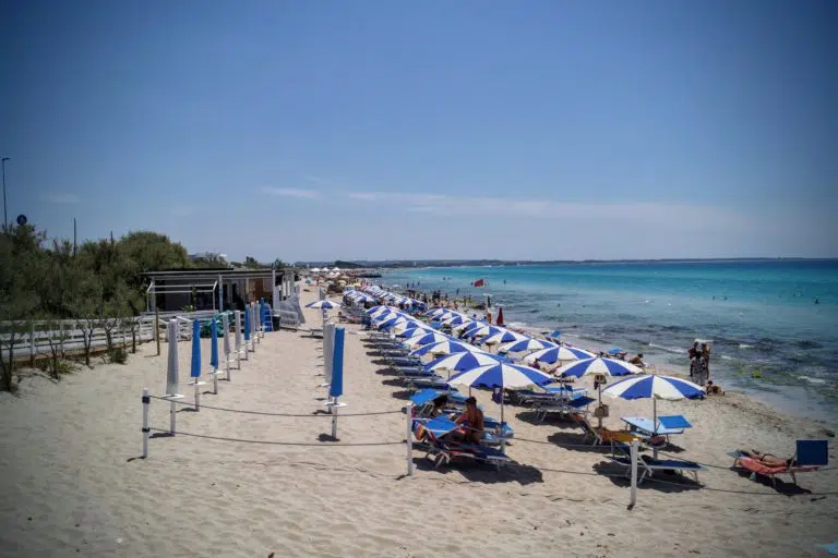 Lido Blue bay beach /Salento