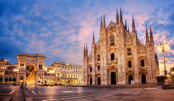 Milan gay travel guide duomo