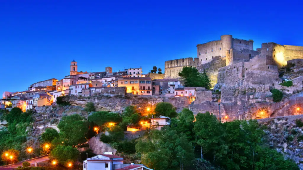 The prettiest Calabrian villages and little towns-Santa Severina