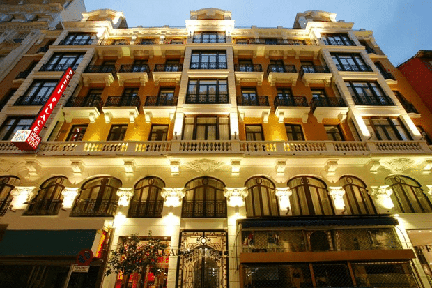 The guide to gay Madrid - Hotel Meninas - Petit Palace Chueca
