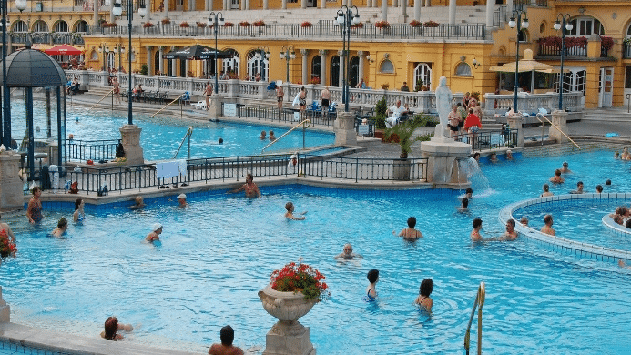 Budapest's must-see monuments and attractions - Szechenyi Bath