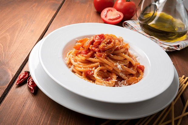 Top yummy things to try in Rome - Amatriciana