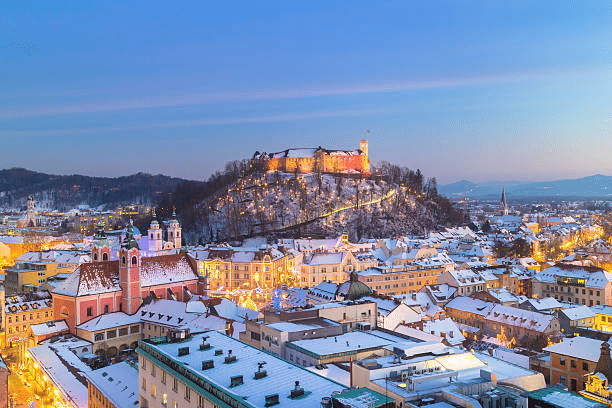 Explore Ljubljana - Ljubljana and its caste in the winter