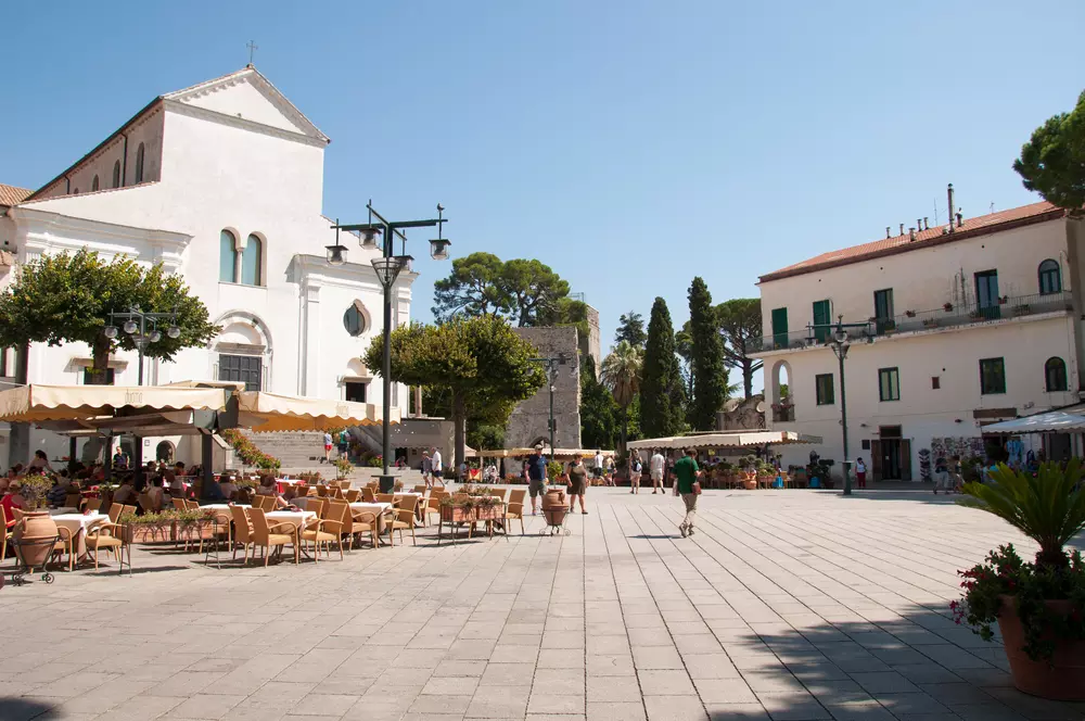 Piazza Vescovado, Ravello