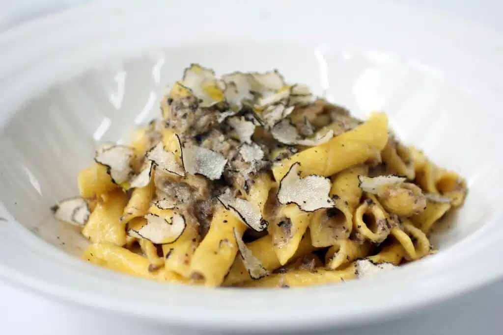 Istrian Fuži with truffles