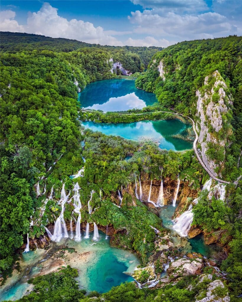 Zagreb Guide - Plitvice lakes