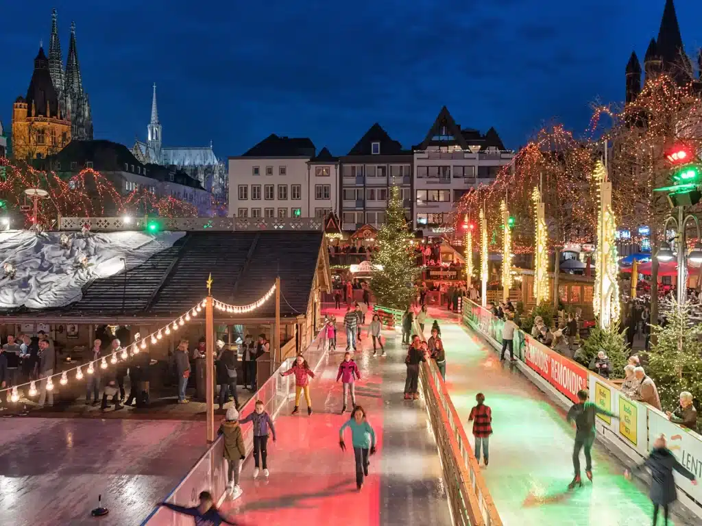 Cologne-Christmas-market-GettyImages-501934986