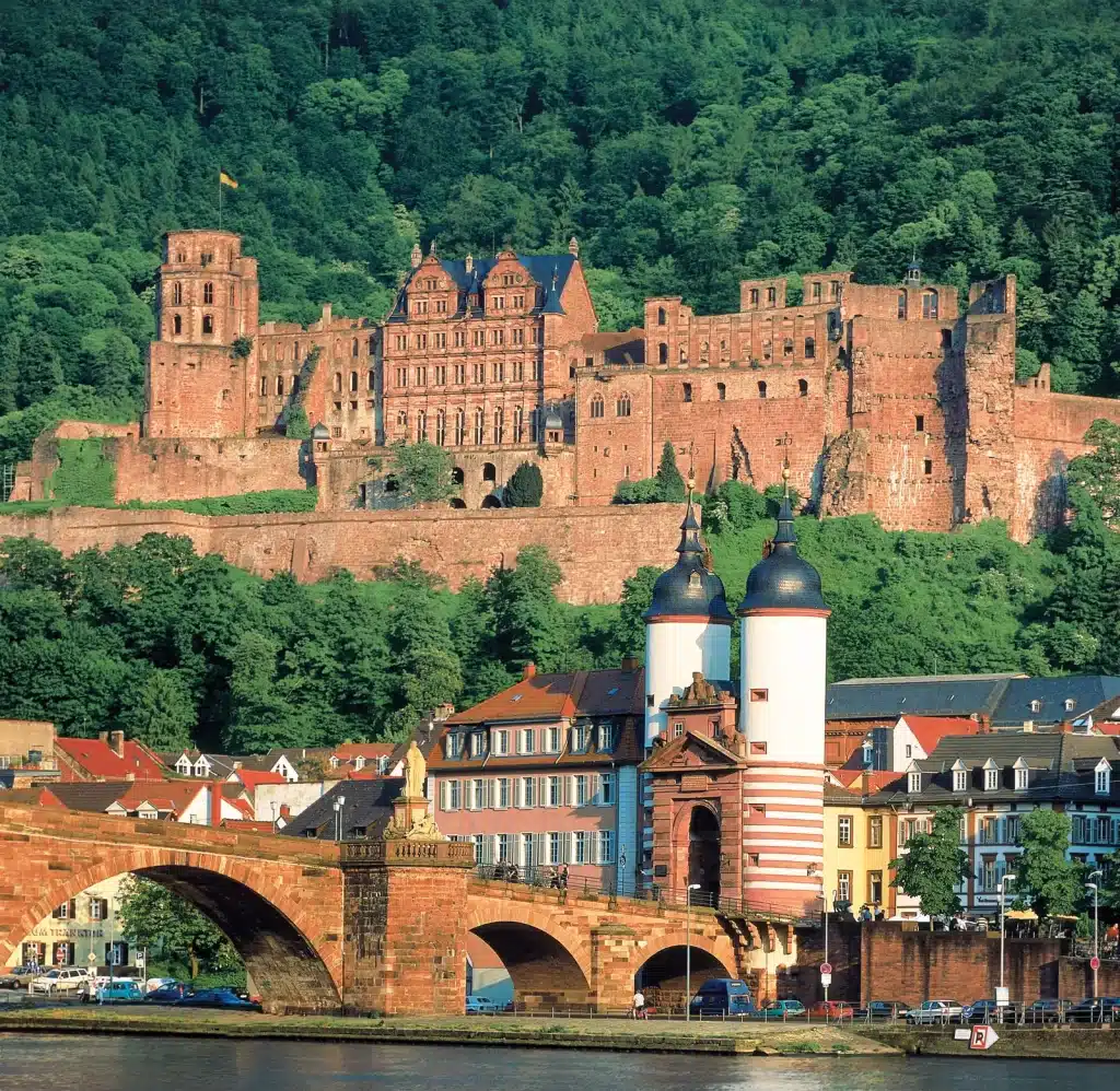 Heidelberg-Castle-foreground-Old-Bridge-Ger