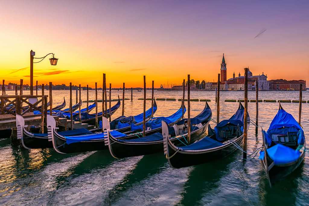 Venetian Gondolas - The main Tourist Attractions in Venice