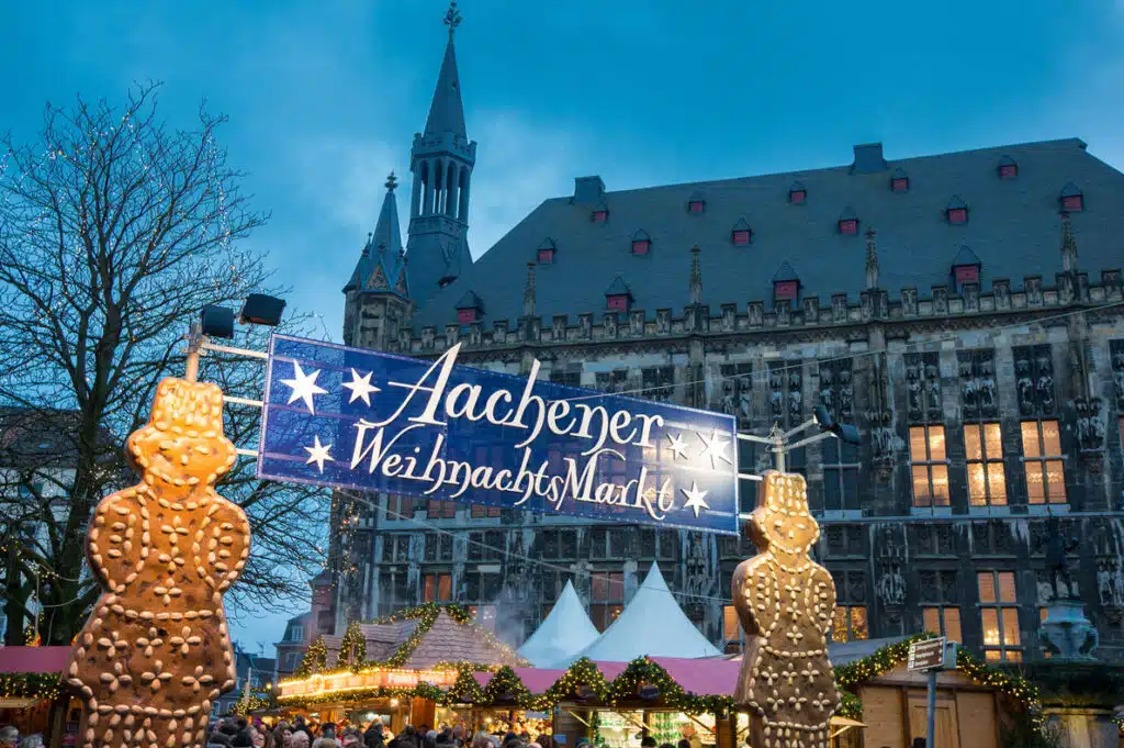 best-christmas-markets-in-germany-christmas-market-in-aachen-germany