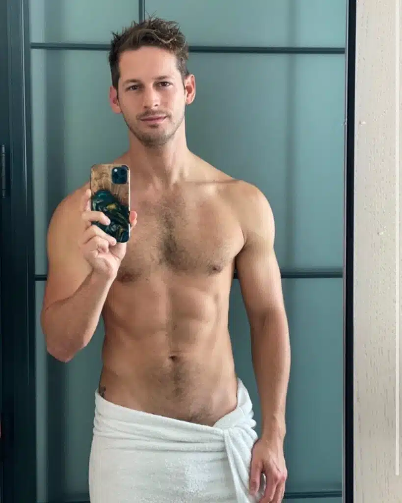 Max Emerson 2