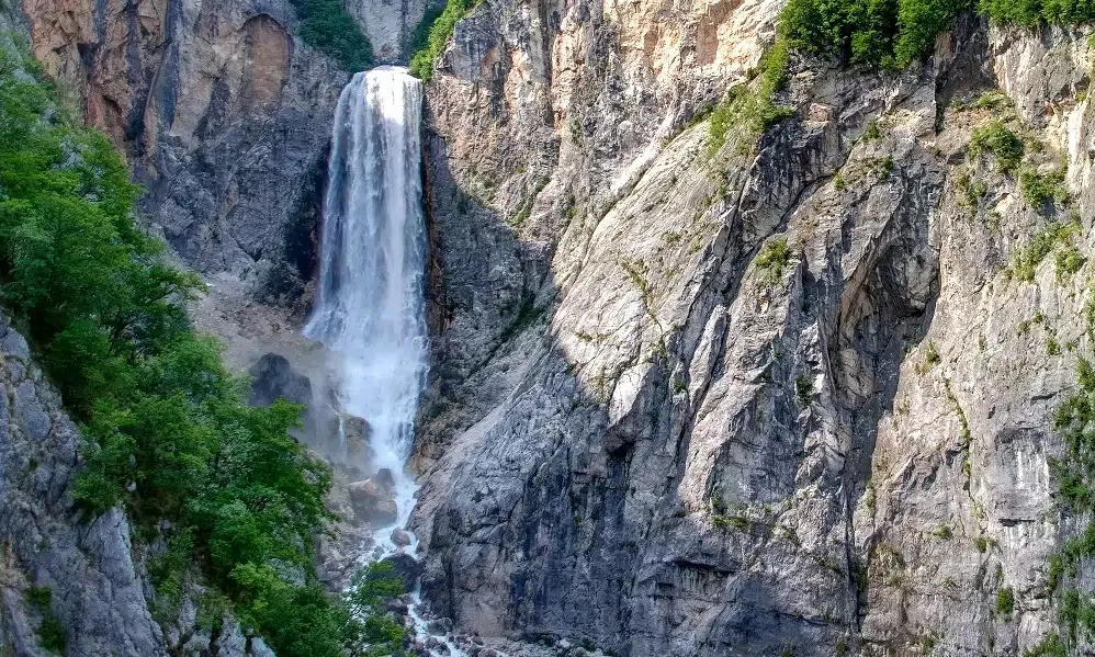 Boka Waterfall